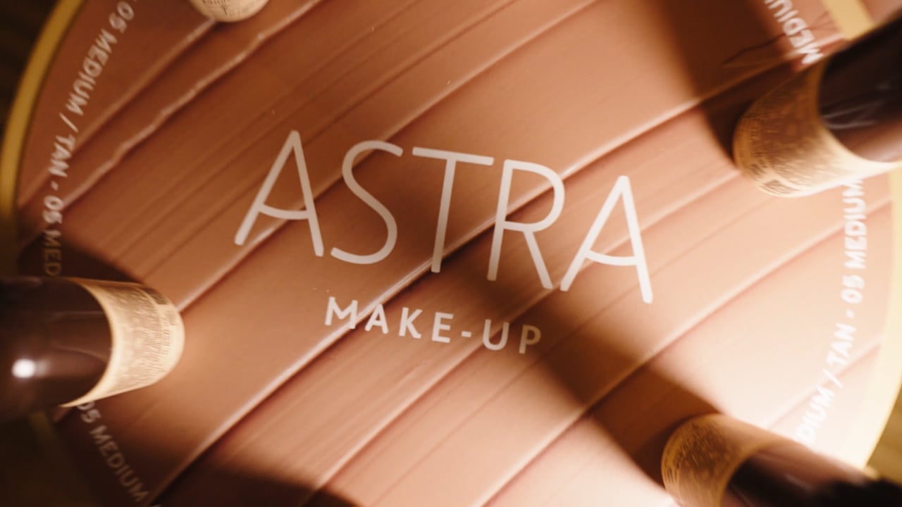 Astra Makeup