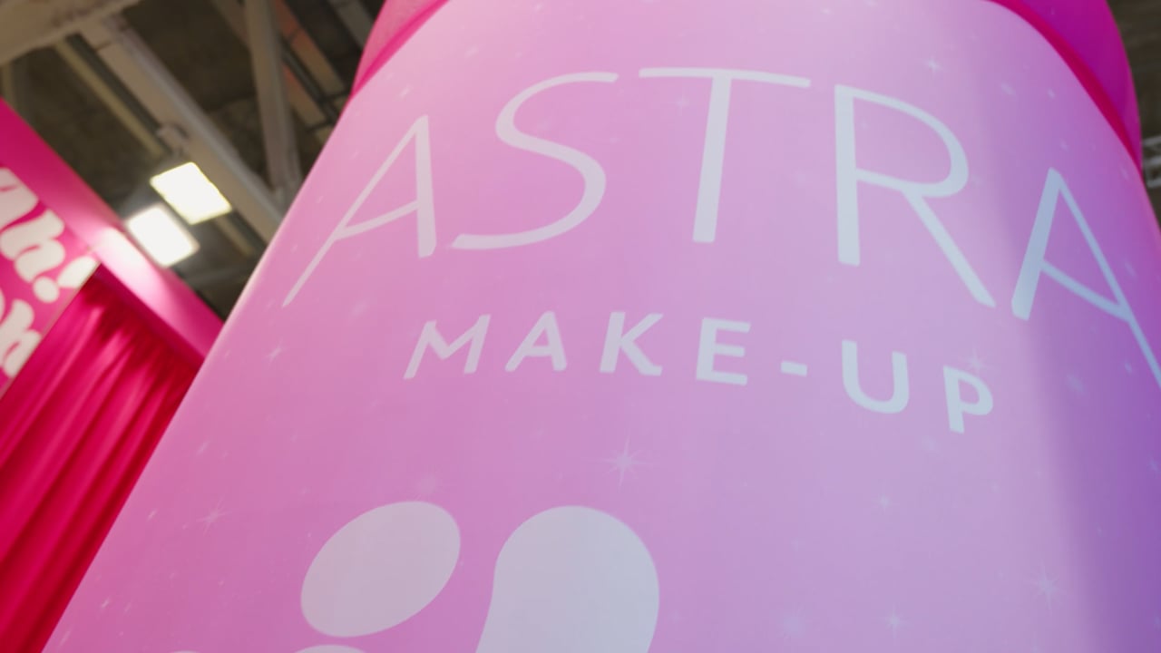 Astra Makeup